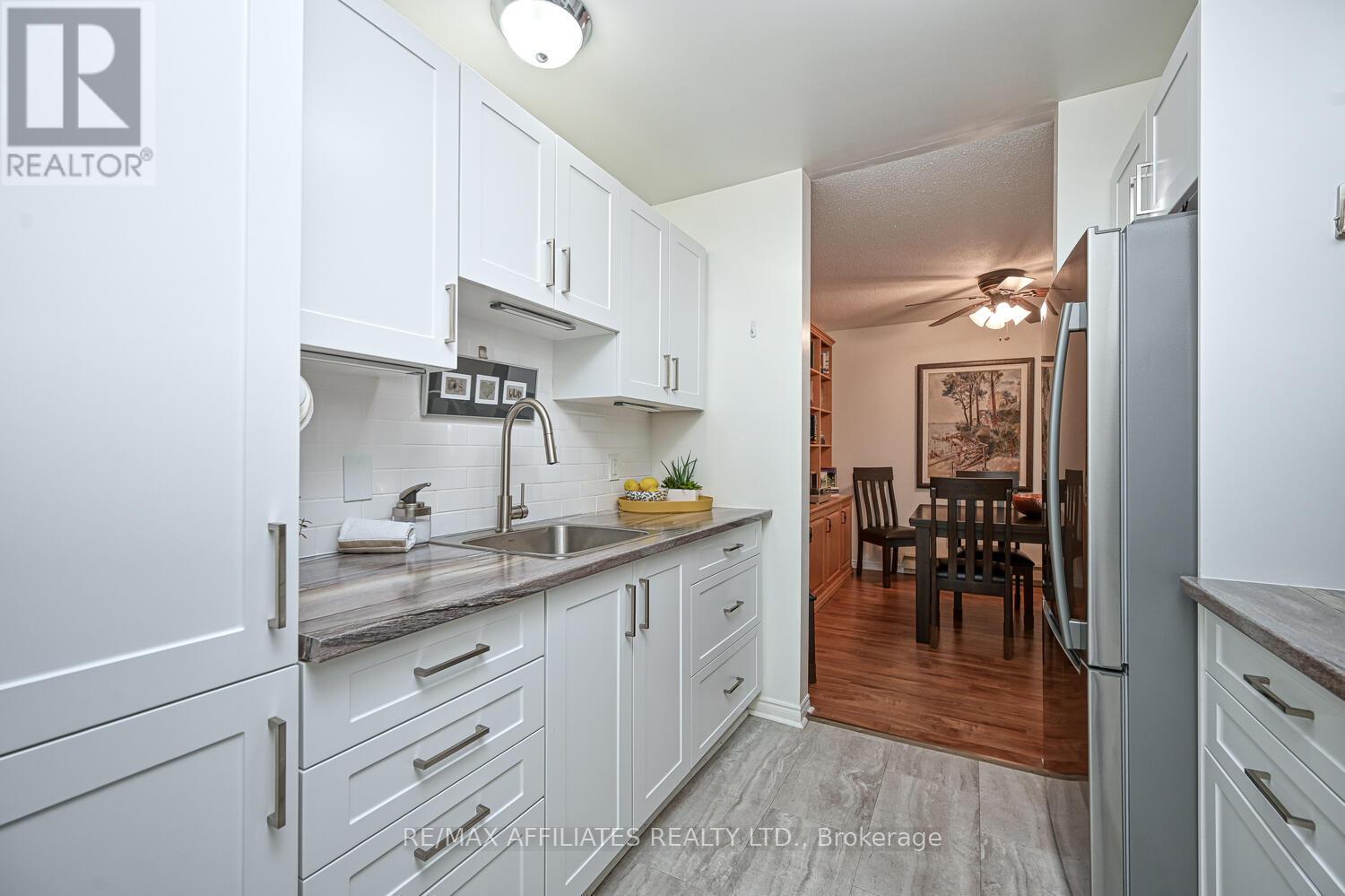 Photo 18 of 201 10 Armstrong Drive, Smiths Falls ON