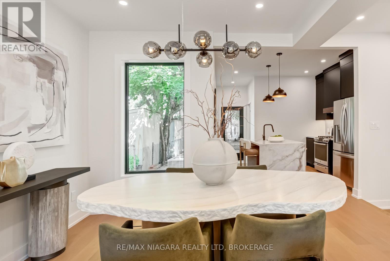 Photo 12 of 95 Kimberley Avenue, Toronto ON