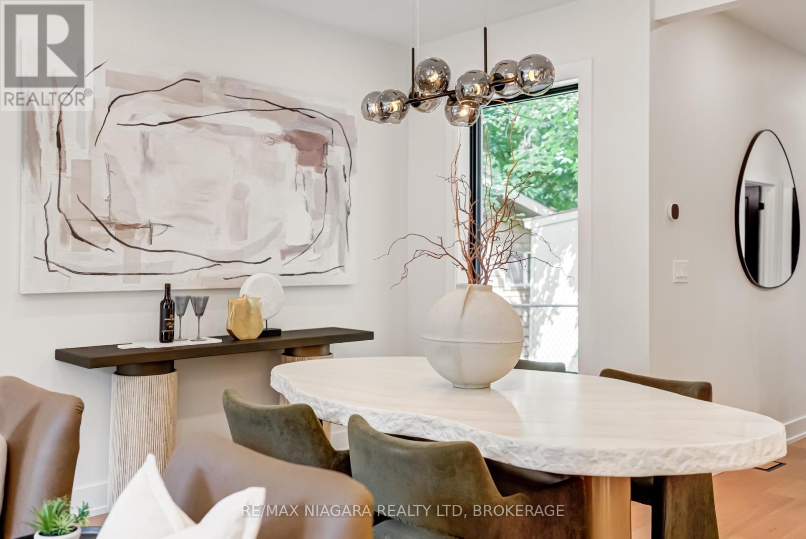 Photo 13 of 95 Kimberley Avenue, Toronto ON