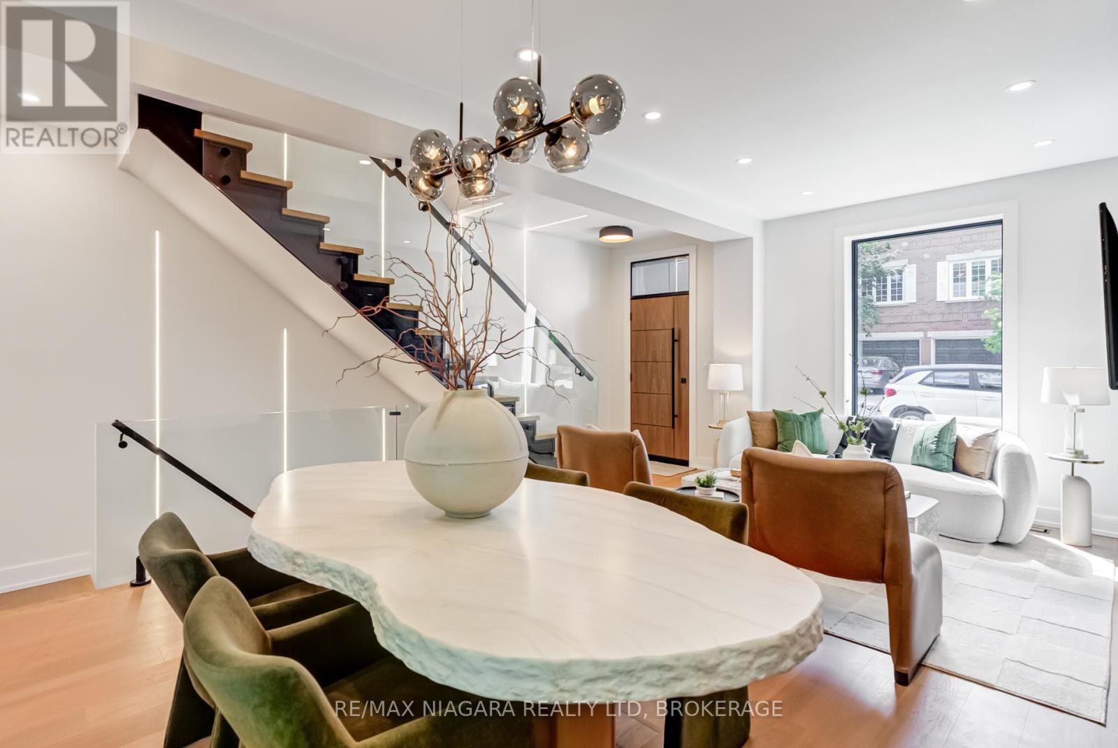 Photo 16 of 95 Kimberley Avenue, Toronto ON