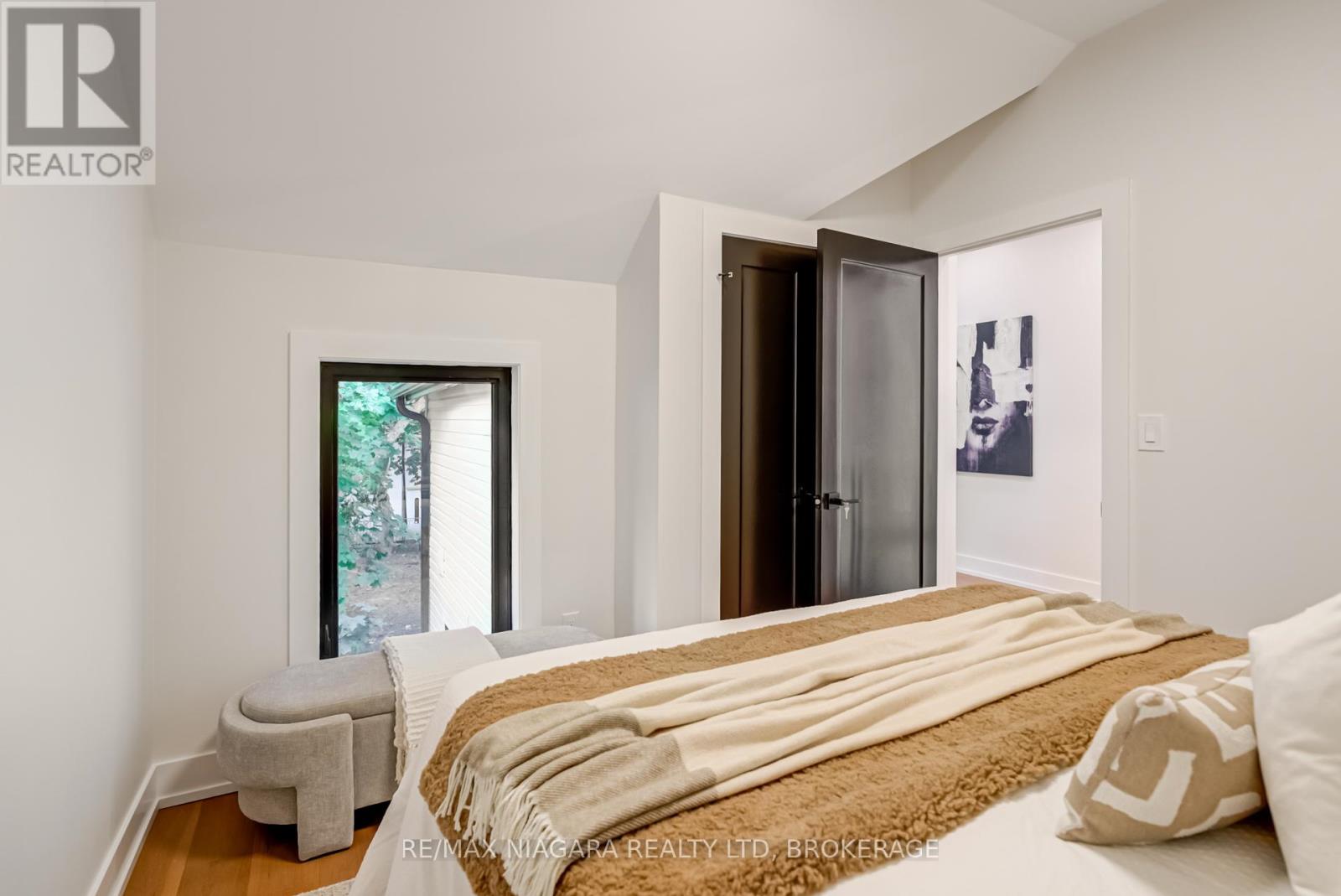 Photo 30 of 95 Kimberley Avenue, Toronto ON