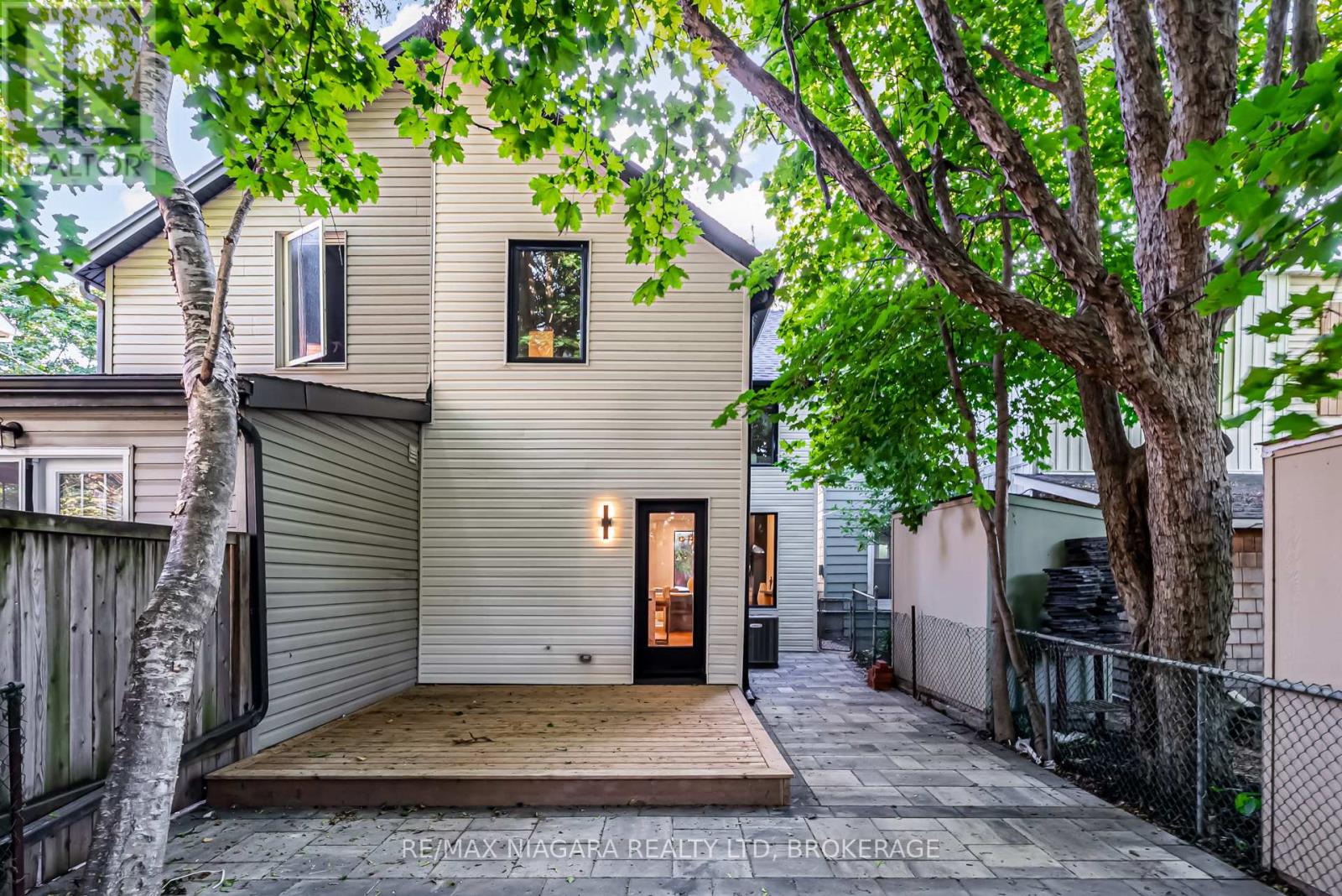Photo 39 of 95 Kimberley Avenue, Toronto ON