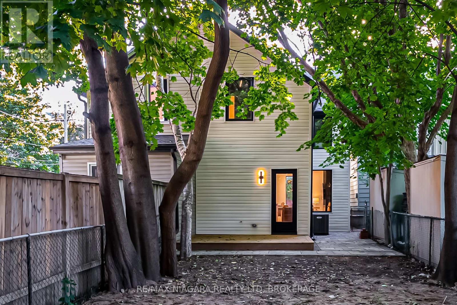 Photo 42 of 95 Kimberley Avenue, Toronto ON