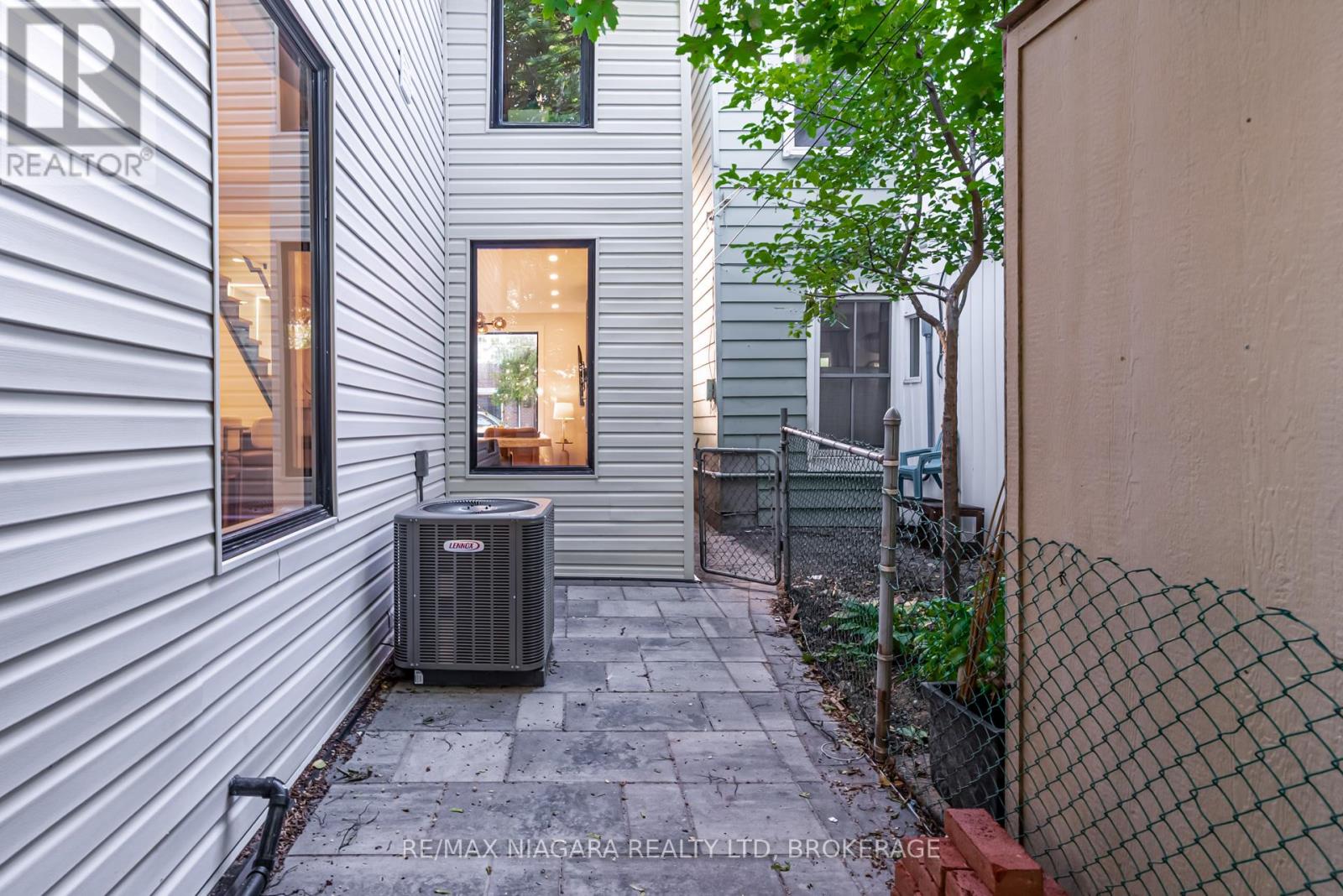 Photo 43 of 95 Kimberley Avenue, Toronto ON