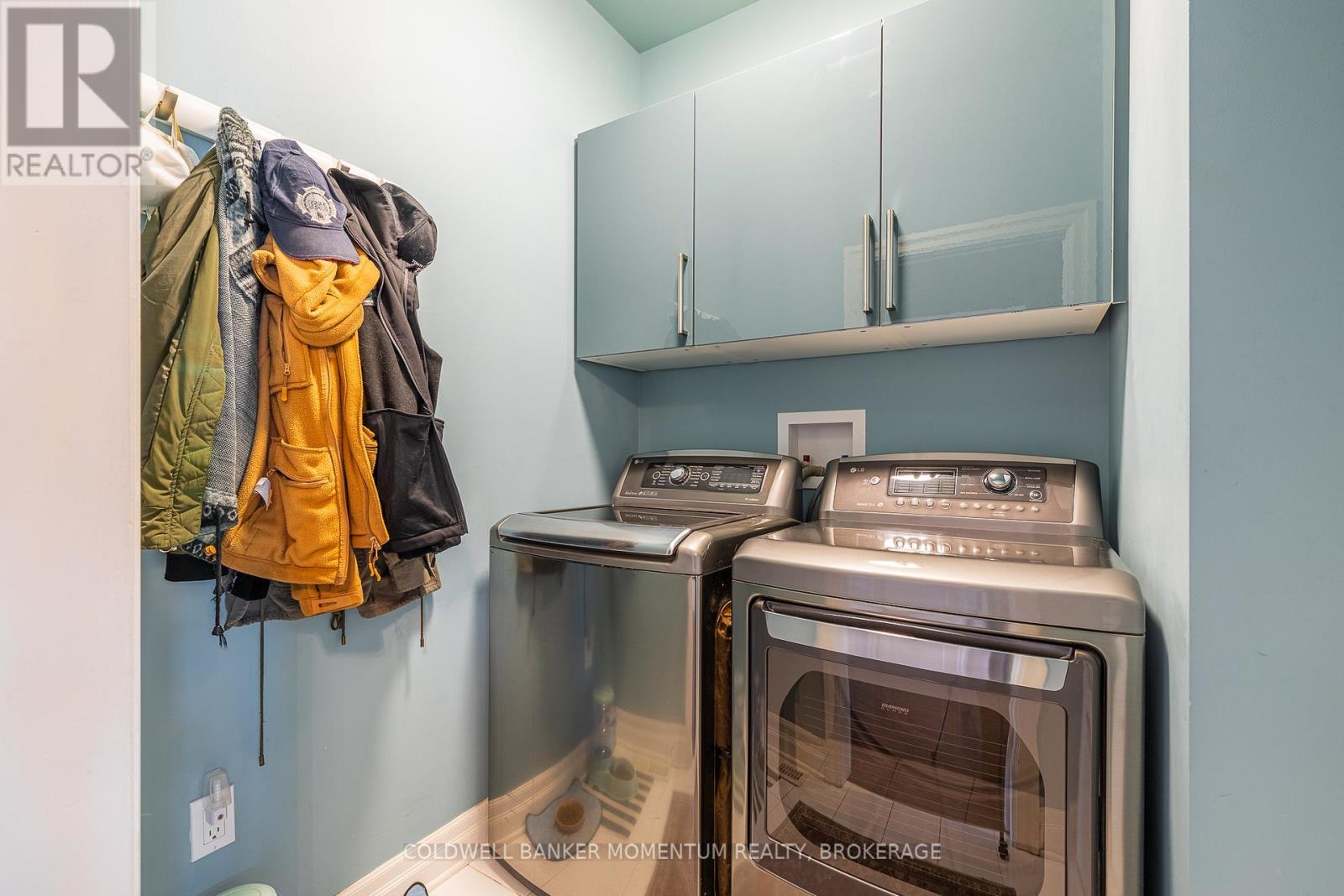 Photo 10 of 1534 Haist Street, Pelham ON