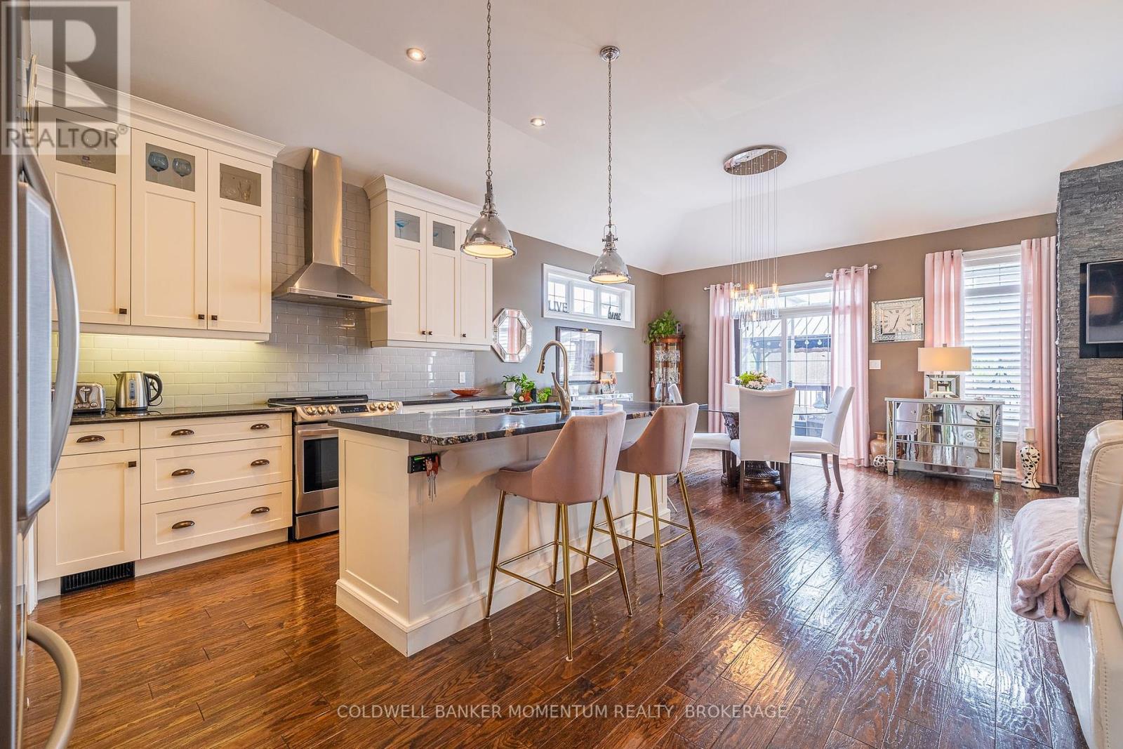Photo 12 of 1534 Haist Street, Pelham ON