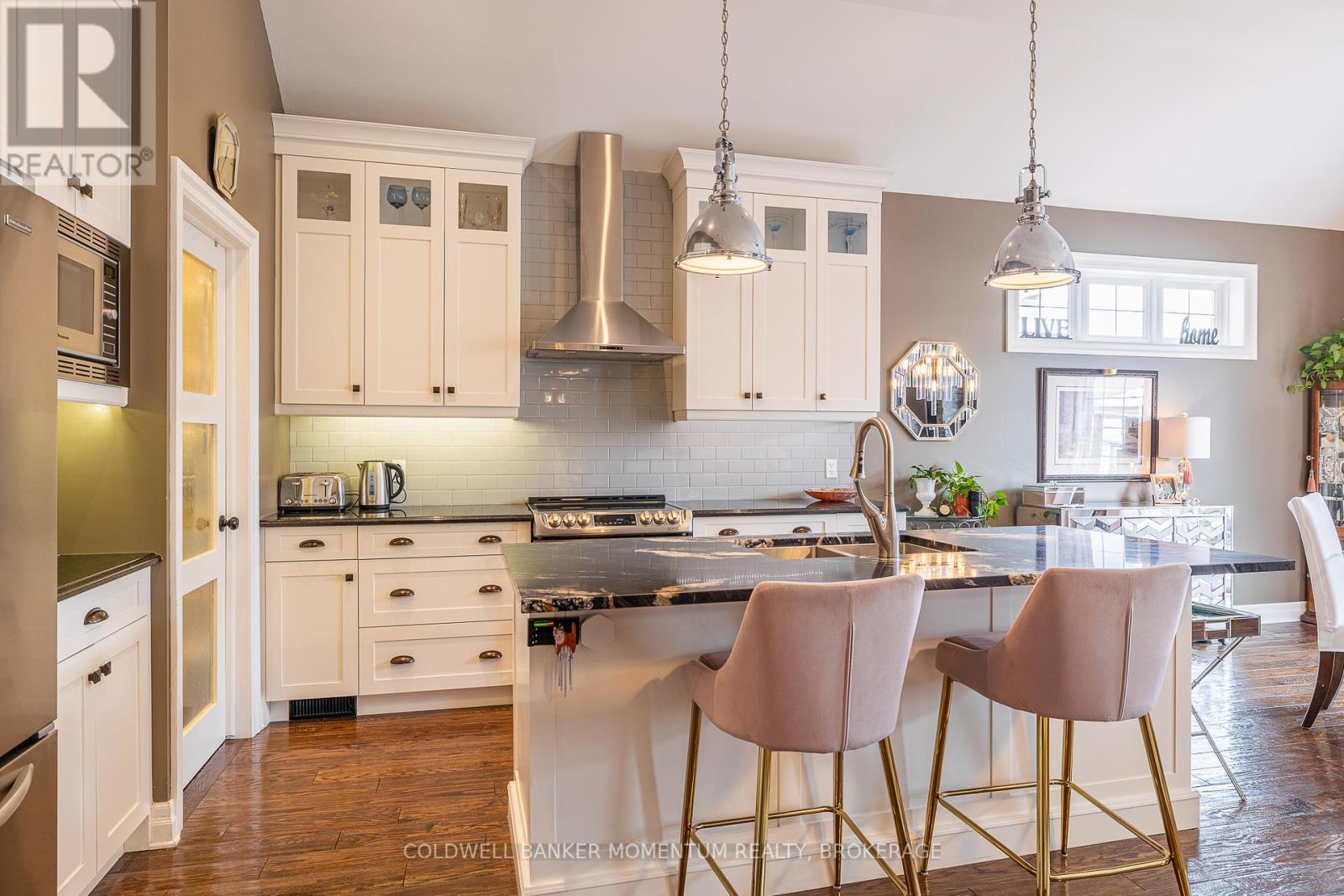 Photo 13 of 1534 Haist Street, Pelham ON