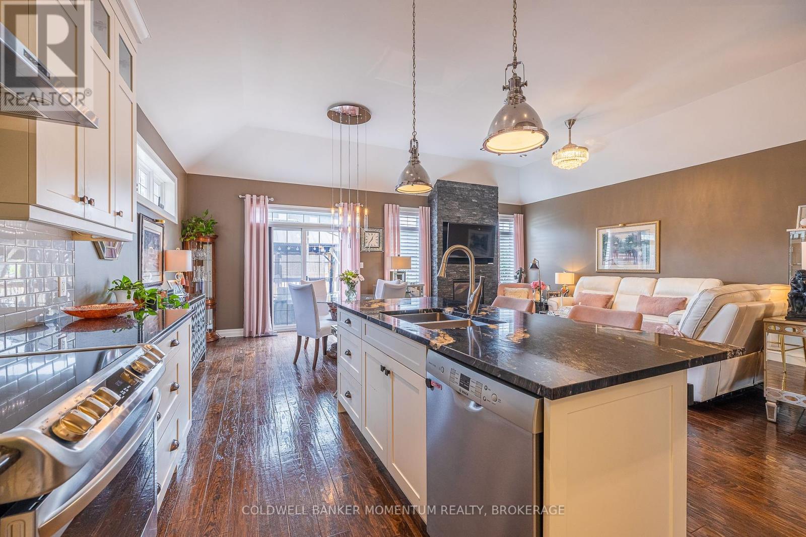 Photo 14 of 1534 Haist Street, Pelham ON