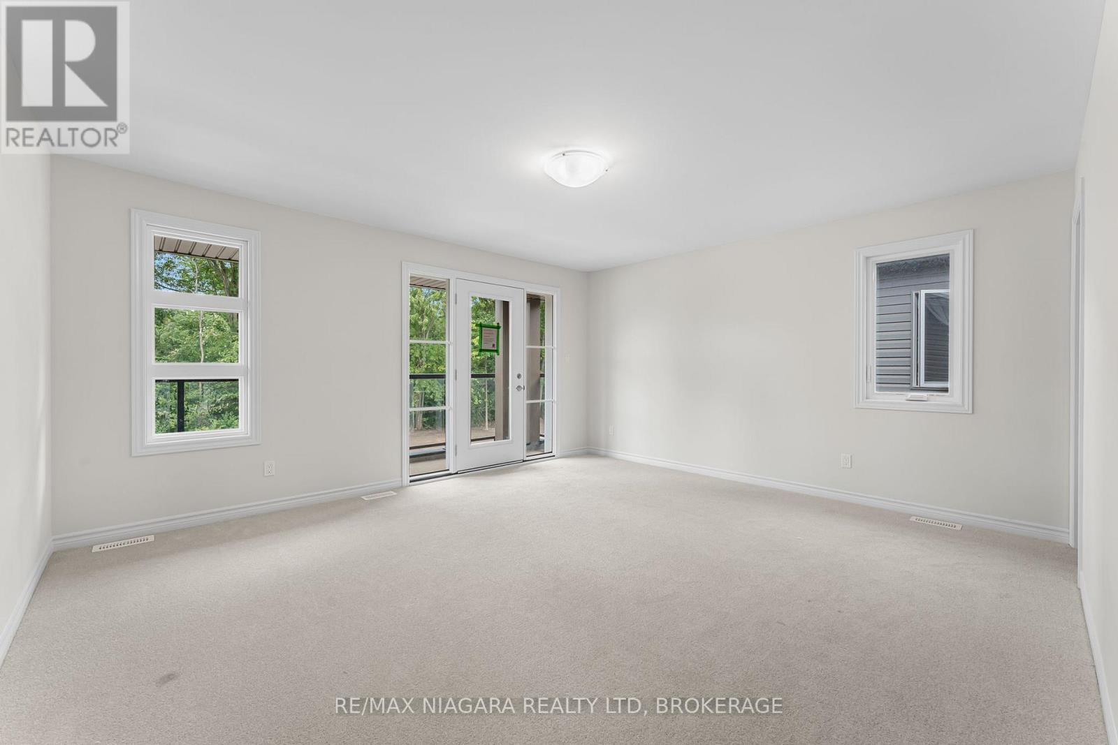 Photo 25 of 3246 Parker Avenue, Fort Erie ON