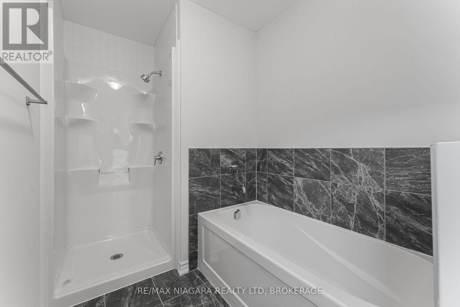 Photo 29 of 3246 Parker Avenue, Fort Erie ON