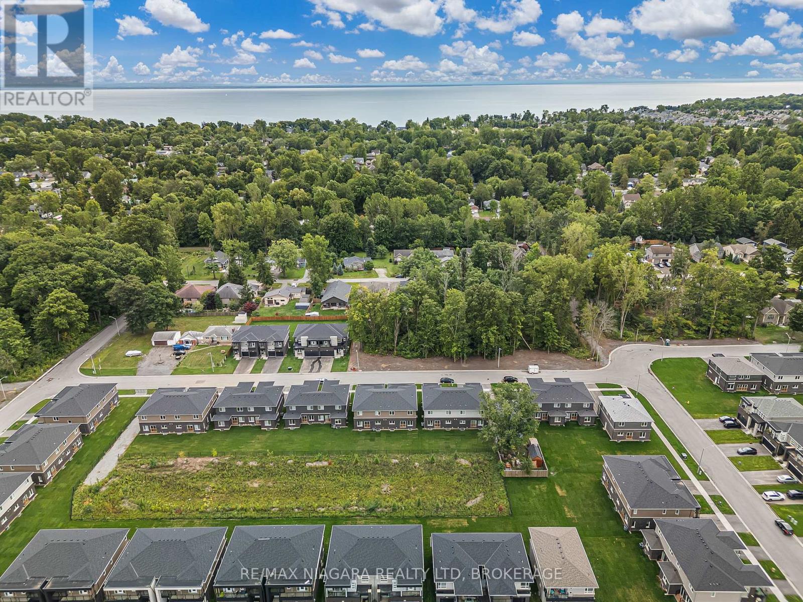 Photo 41 of 3246 Parker Avenue, Fort Erie ON