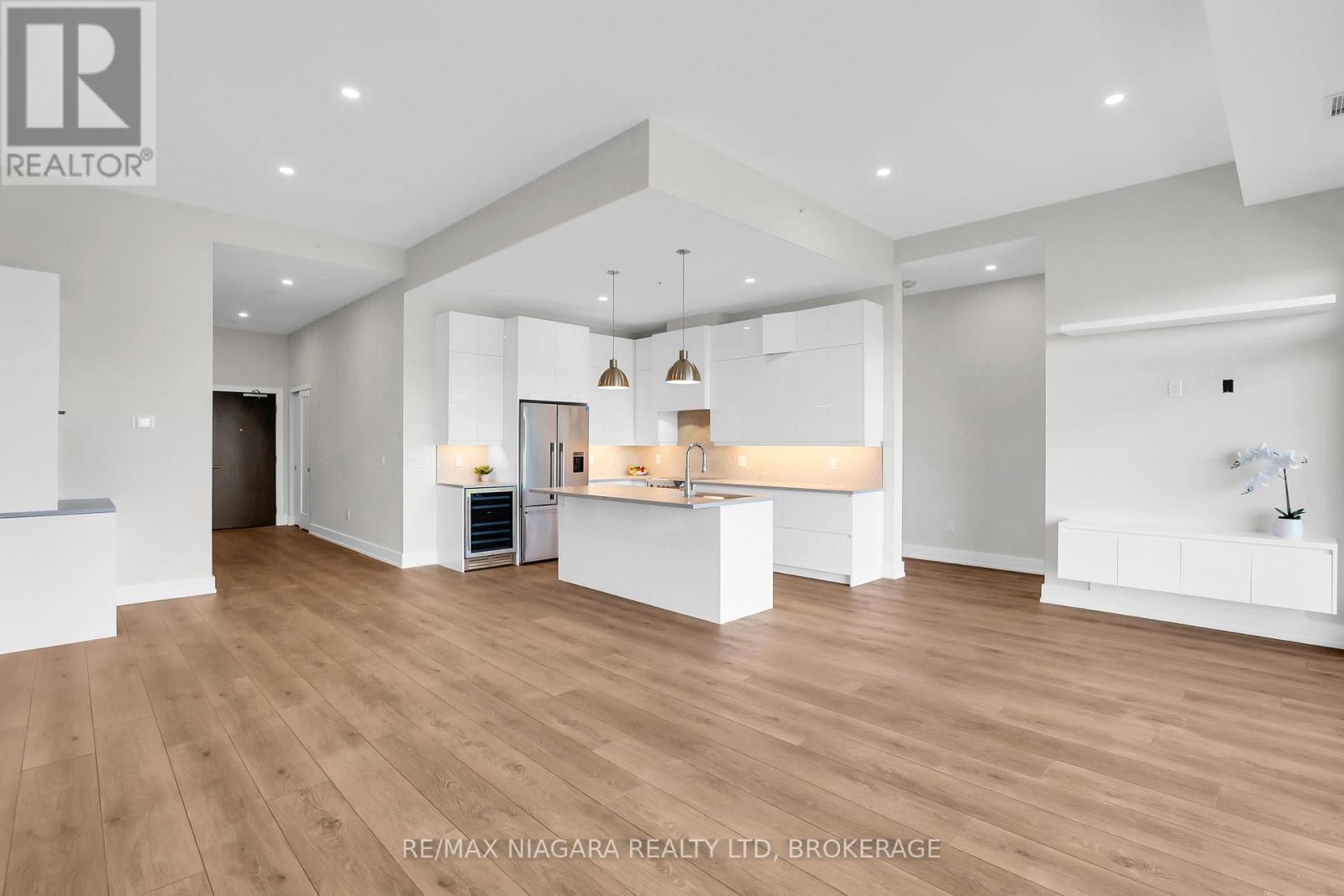 Photo 11 of 505 77 Yates Street, St Catharines ON