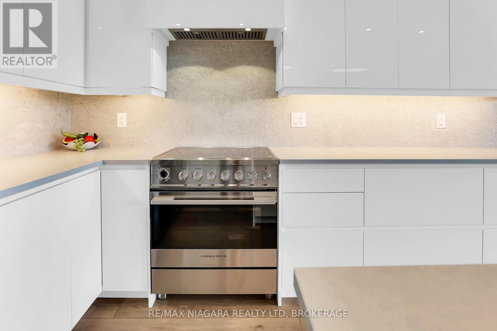 Photo 18 of 505 77 Yates Street, St Catharines ON