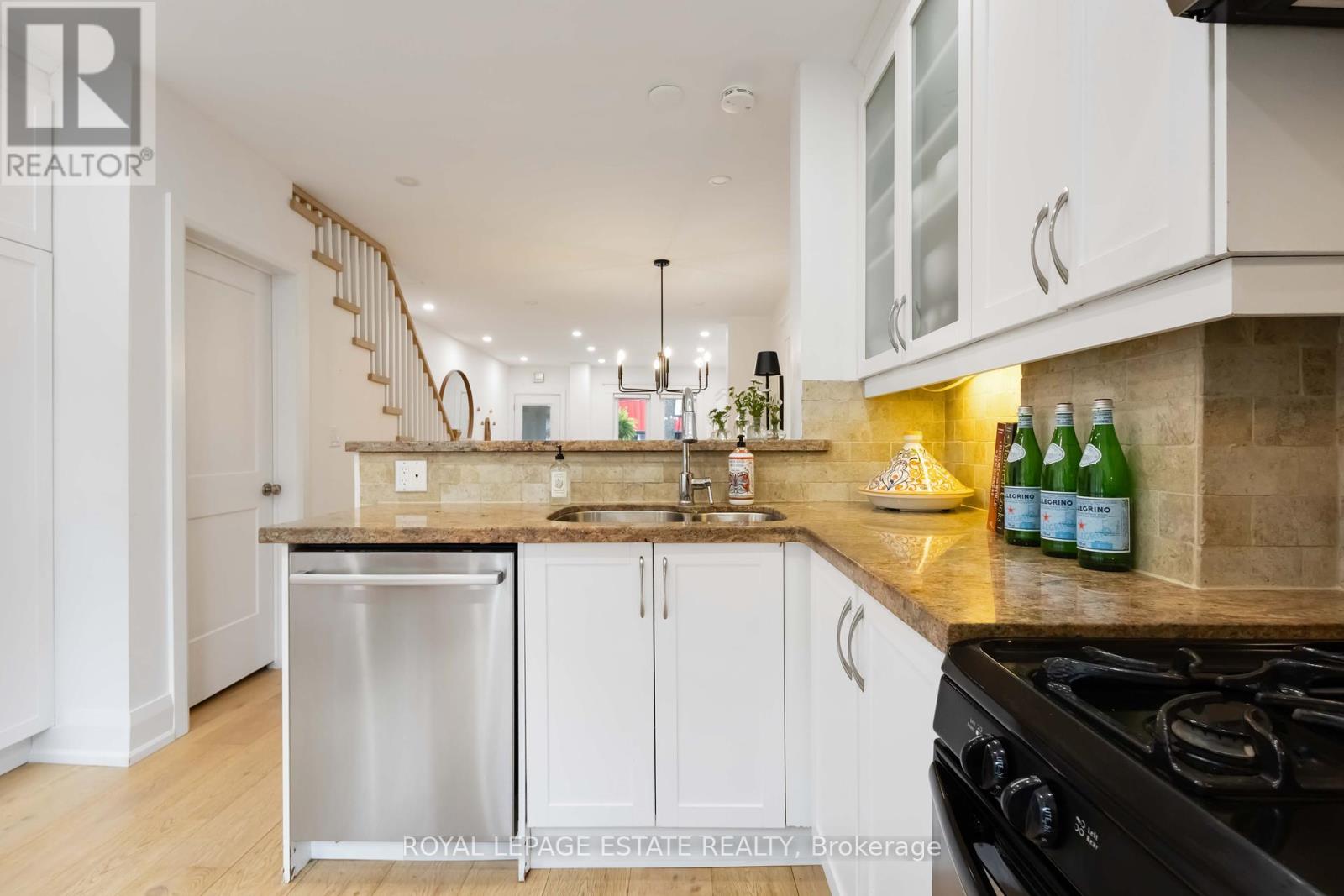 Photo 14 of 42 Chatham Avenue, Toronto ON