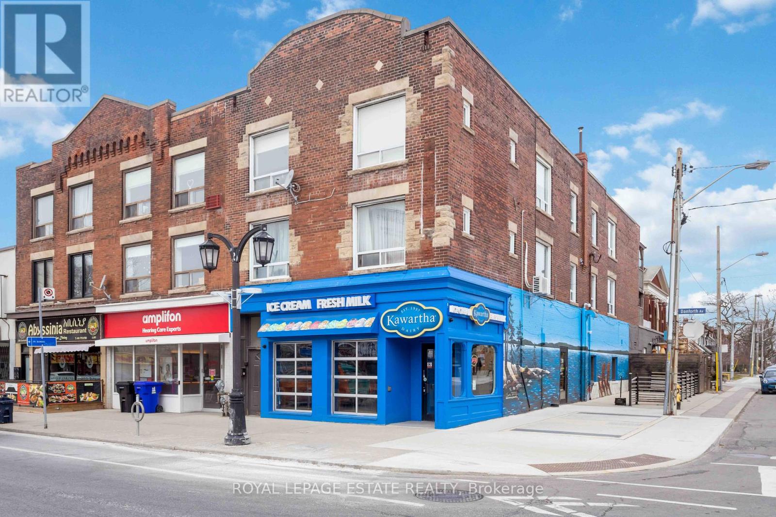 Photo 33 of 42 Chatham Avenue, Toronto ON