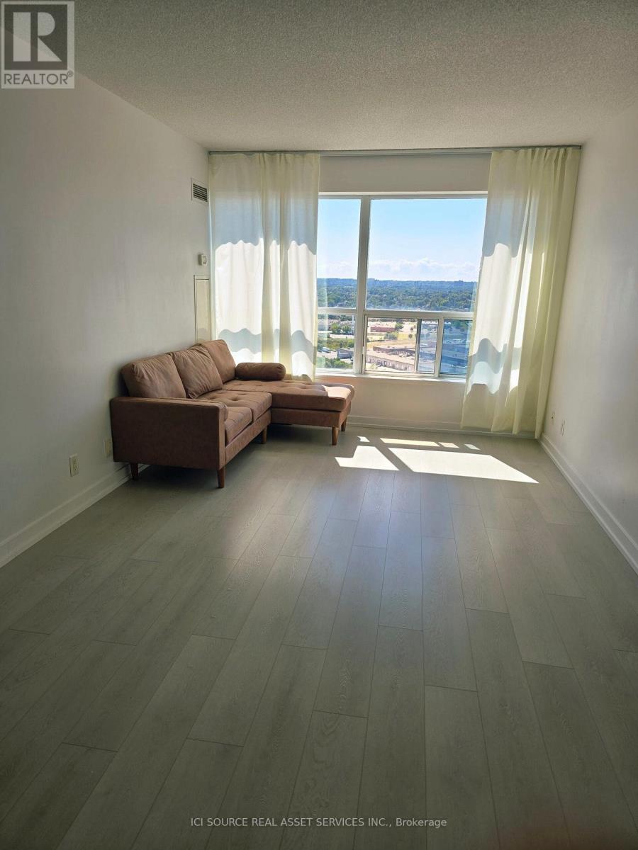 Photo 10 of 2808 36 Lee Centre Drive, Toronto ON