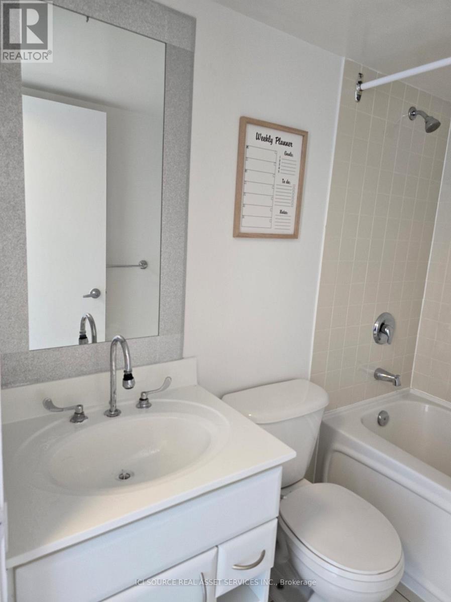 Photo 15 of 2808 36 Lee Centre Drive, Toronto ON