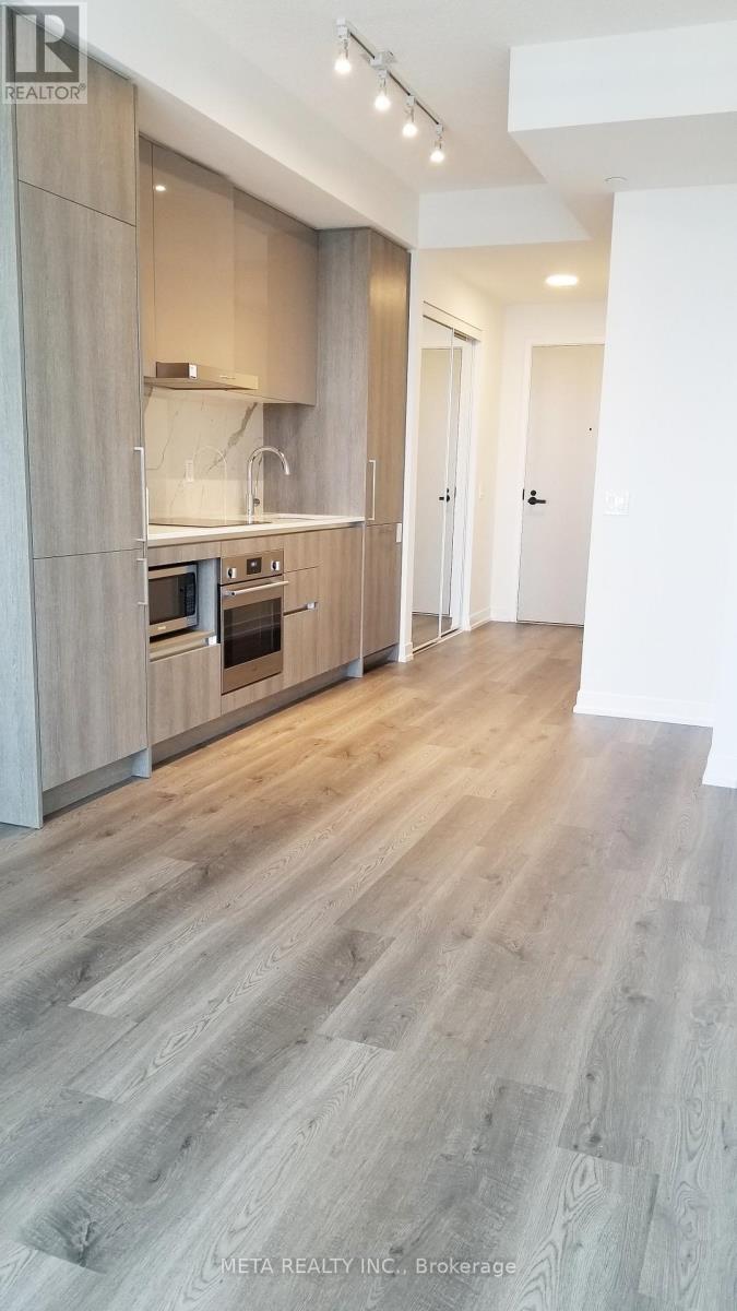 Photo 4 of 5201 195 Commerce Street, Vaughan ON