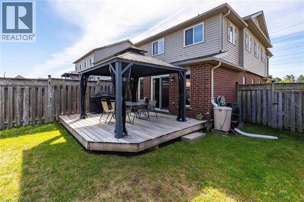 Photo 25 of 258 Parkvale Drive, Kitchener ON