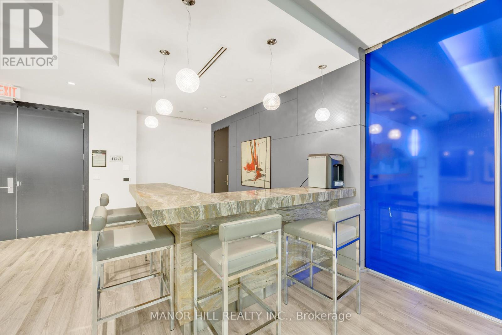 Photo 26 of 323 2 Old Mill Drive, Toronto ON