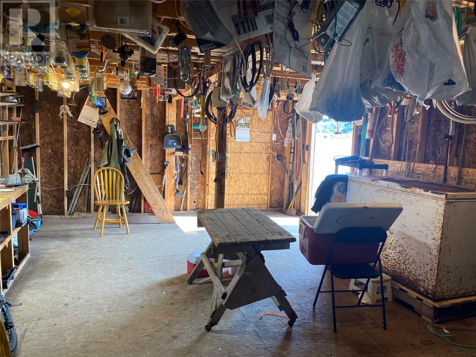 11 LITTLE PORT HARMON ROAD - 31