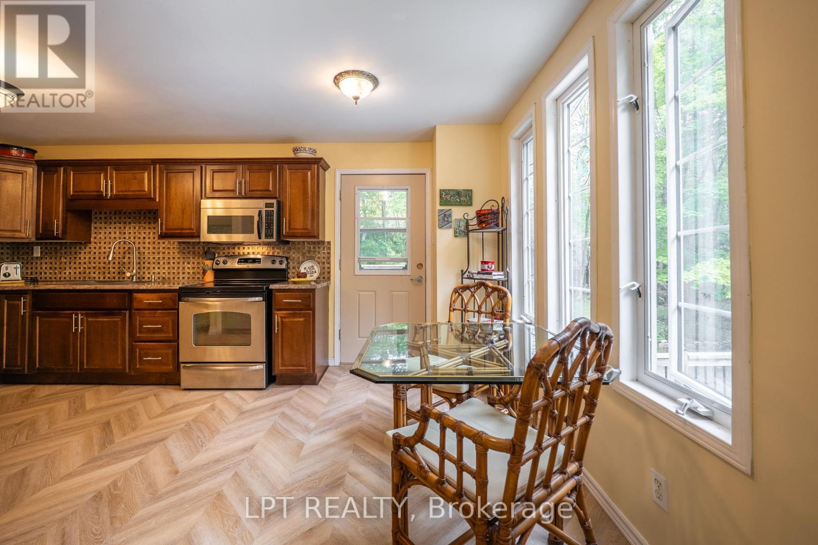 Photo 11 of 331 Maple Grove, Frontenac ON