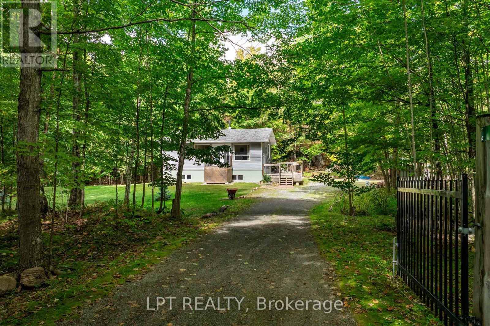 Photo 2 of 331 Maple Grove, Frontenac ON