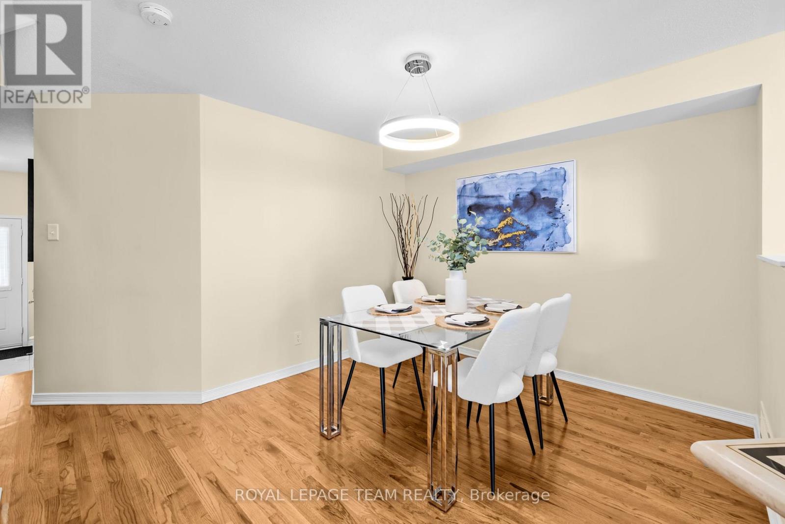 Photo 13 of 105 Romina Street, Ottawa ON