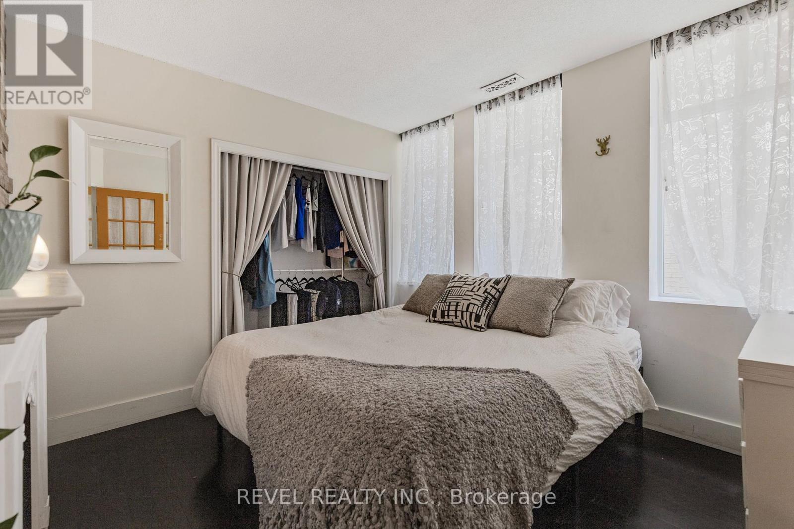 Photo 18 of 803 36 James Street S, Hamilton ON