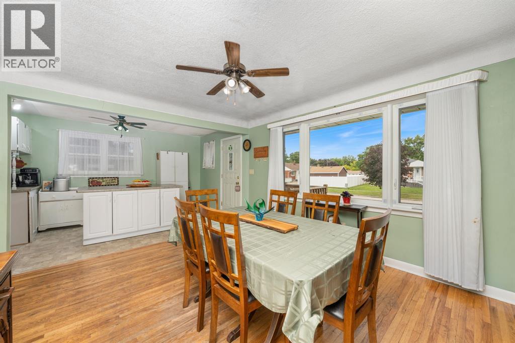 Photo 18 of 15 Lisgar Street, Sarnia ON