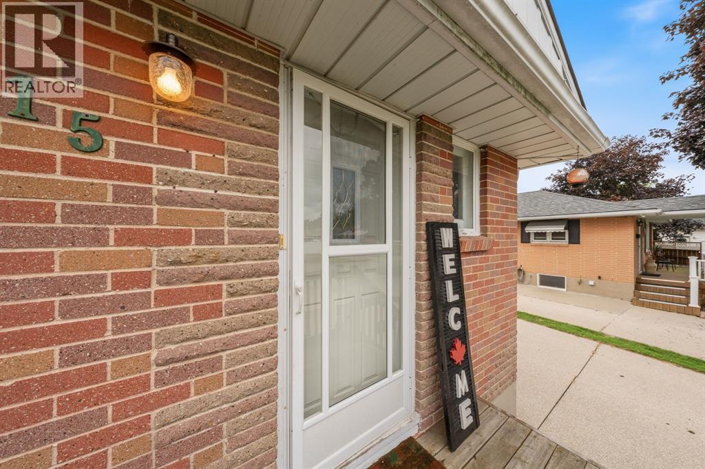 Photo 3 of 15 Lisgar Street, Sarnia ON