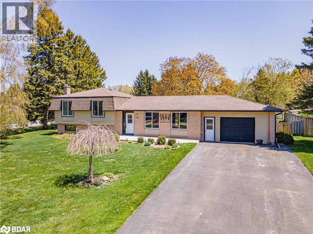 Photo 1 of 204 Camilla Crescent, Essa ON