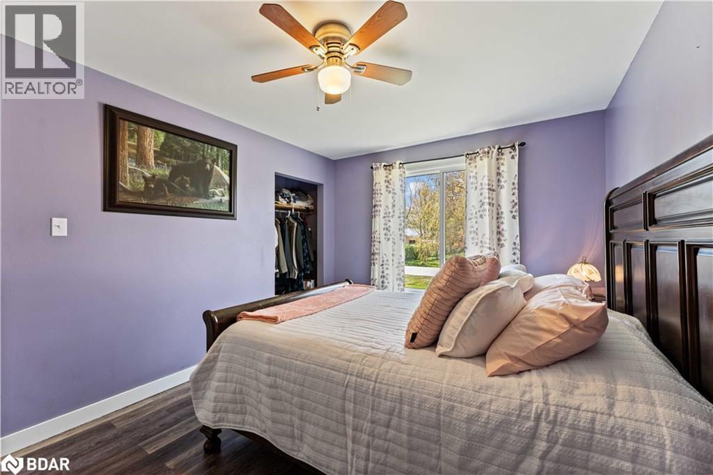 Photo 20 of 204 Camilla Crescent, Essa ON