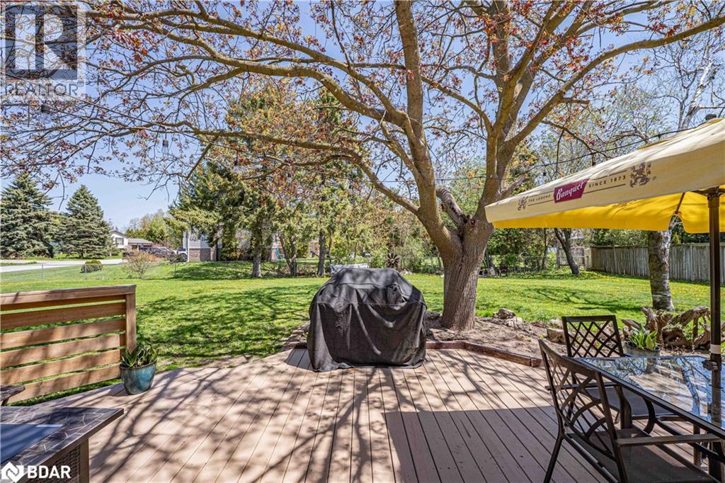 Photo 31 of 204 Camilla Crescent, Essa ON