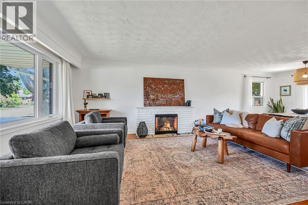Photo 5 of 181 West 18th Street, Hamilton ON