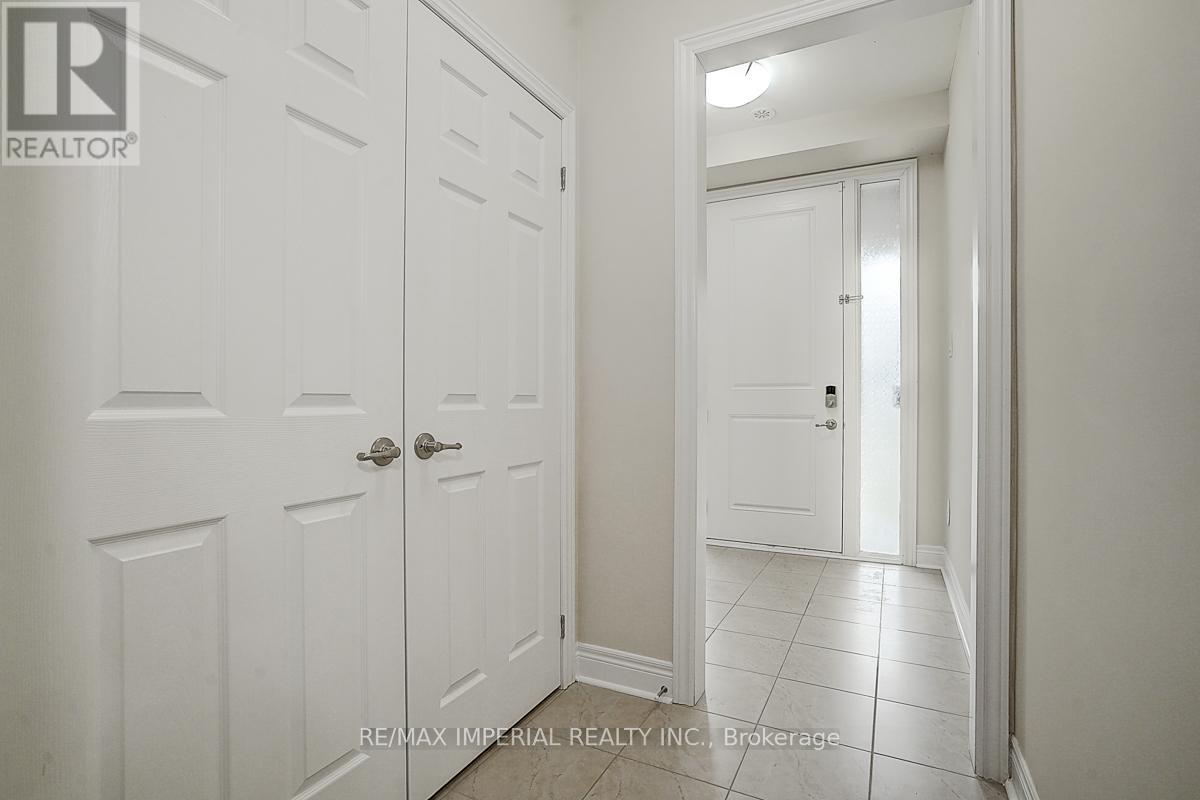 Photo 11 of 599 599 Marc Santi Boulevard, Vaughan ON