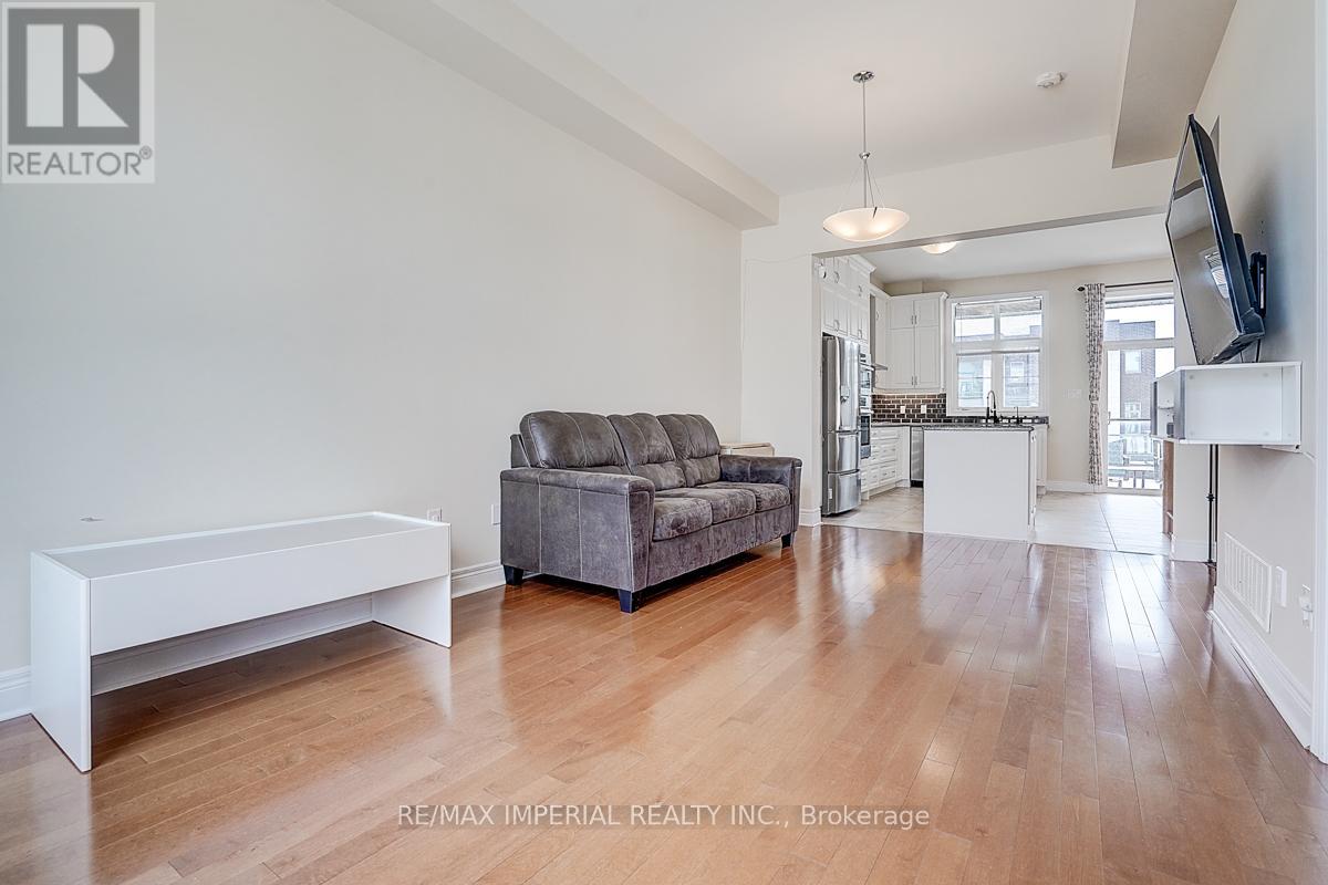 Photo 31 of 599 599 Marc Santi Boulevard, Vaughan ON