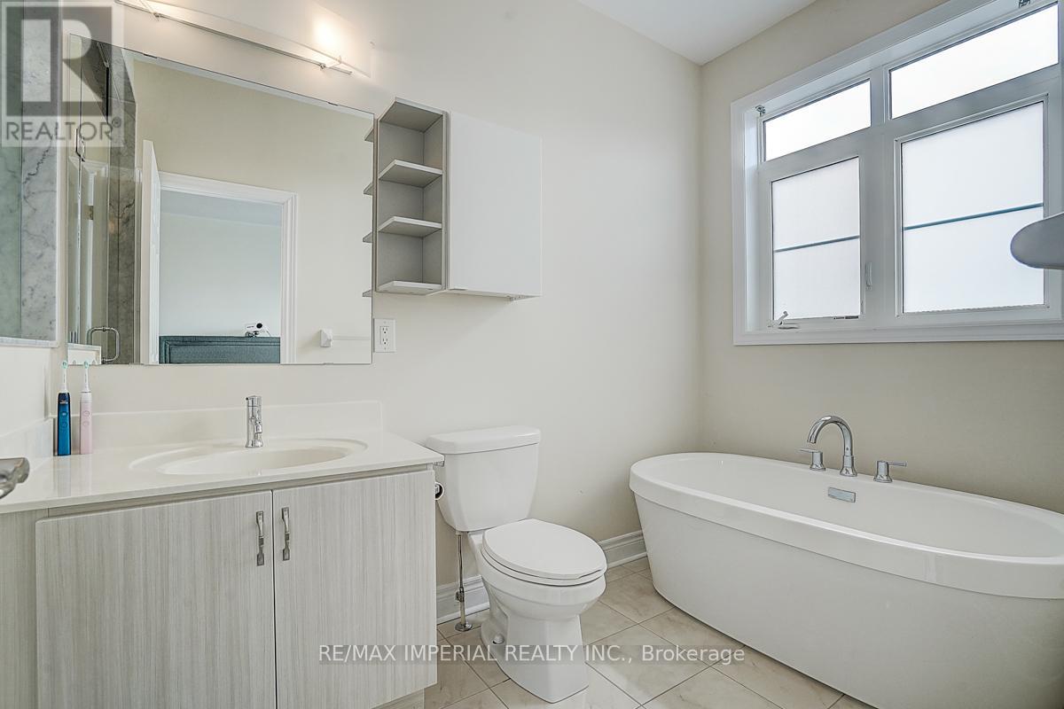 Photo 40 of 599 599 Marc Santi Boulevard, Vaughan ON