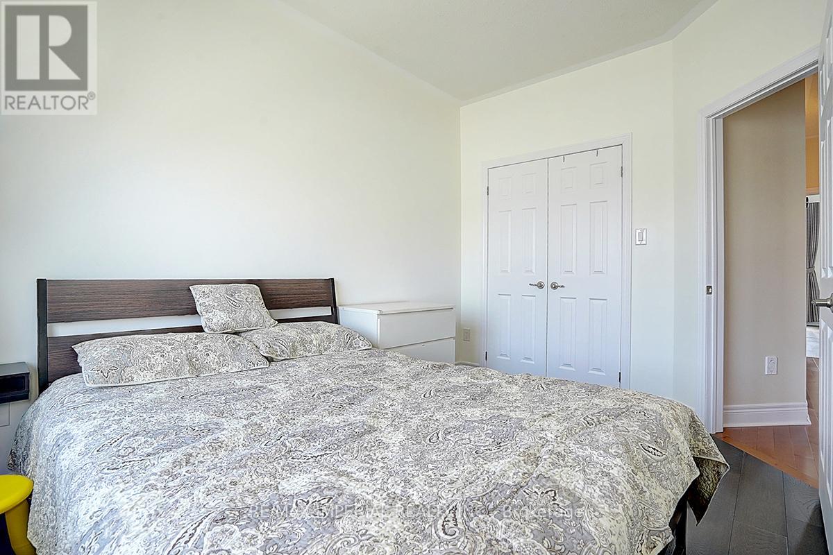 Photo 45 of 599 599 Marc Santi Boulevard, Vaughan ON