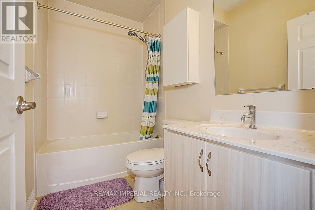 Photo 48 of 599 599 Marc Santi Boulevard, Vaughan ON