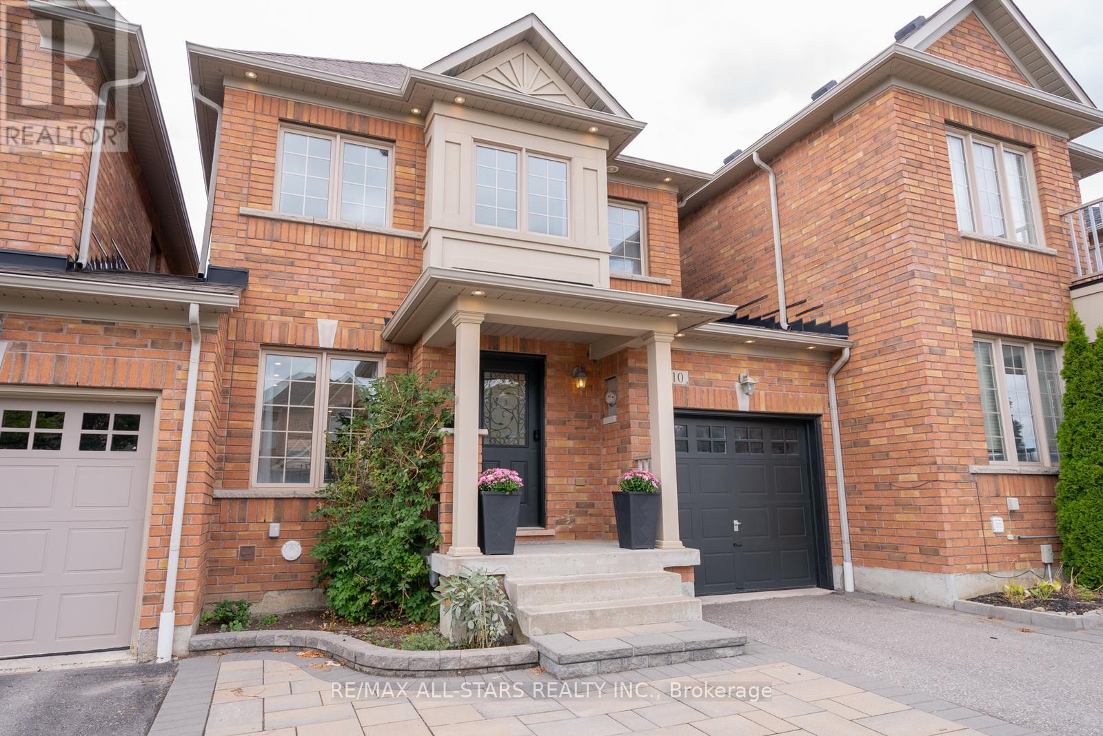 Photo 3 of 10 Betula Gate, Whitchurchstouffville ON