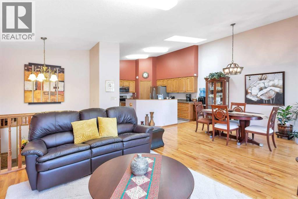 Photo 9 of 4631 48 Street, Red Deer AB