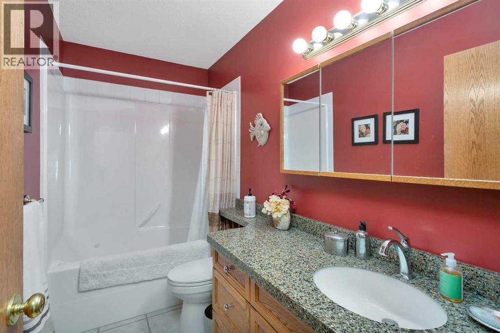 Photo 17 of 4631 48 Street, Red Deer AB