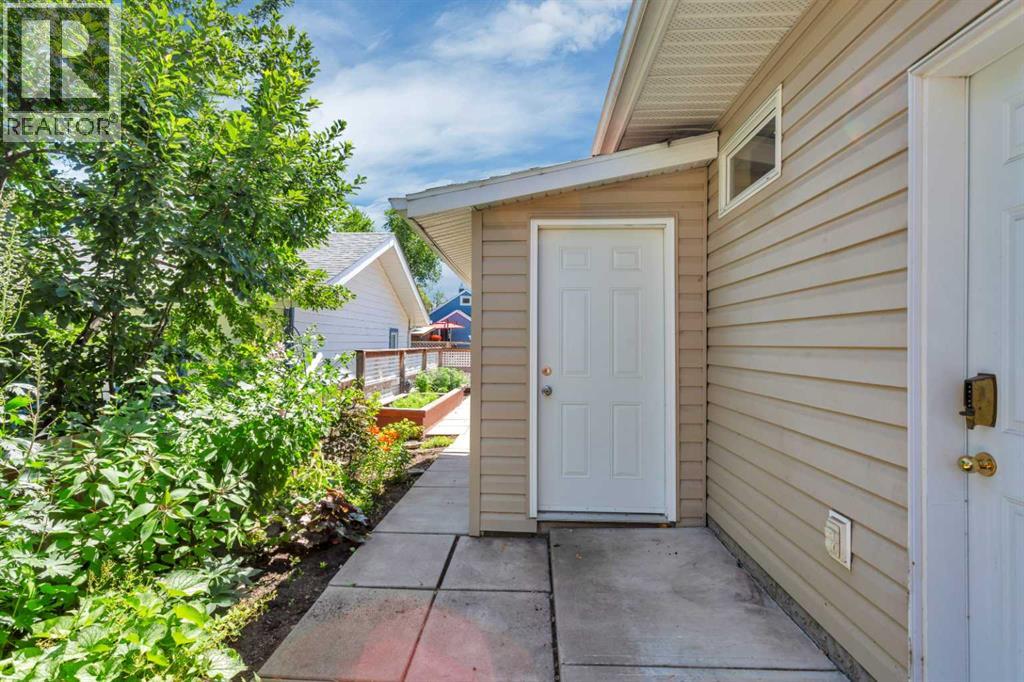 Photo 38 of 4631 48 Street, Red Deer AB