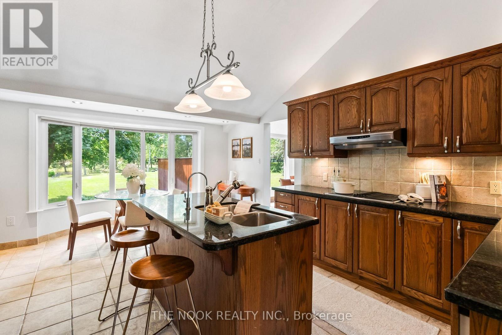 Photo 16 of 10 Stone Sound, Scugog ON