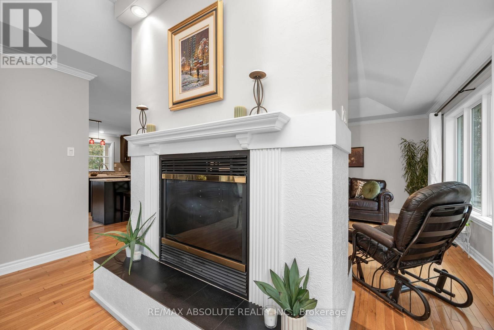 Photo 15 of 1601 Shauna Crescent, Ottawa ON