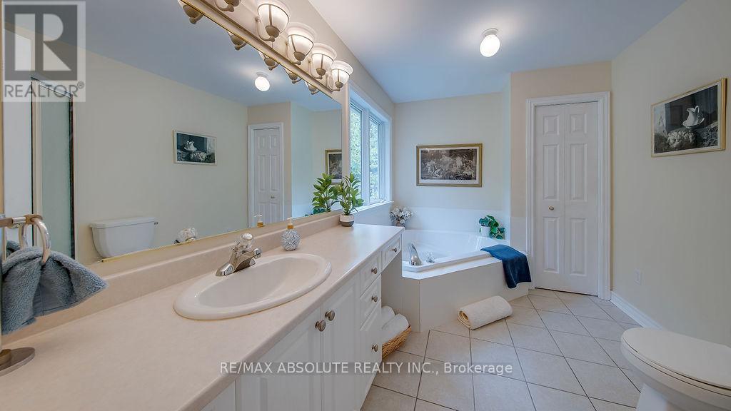 Photo 26 of 1601 Shauna Crescent, Ottawa ON
