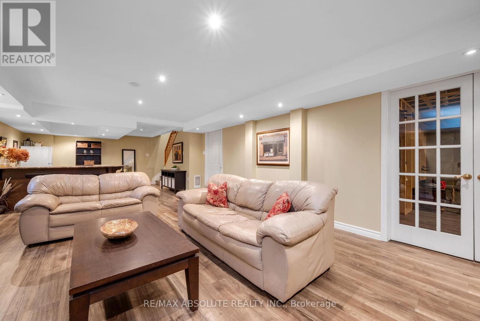 Photo 34 of 1601 Shauna Crescent, Ottawa ON