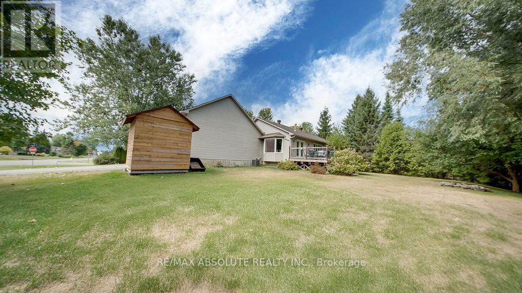Photo 45 of 1601 Shauna Crescent, Ottawa ON