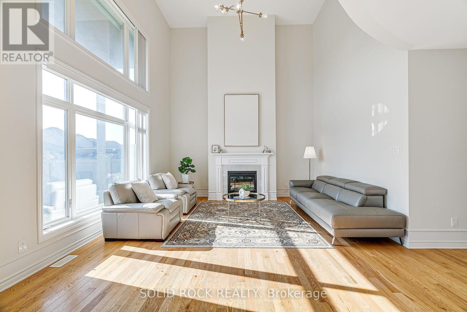 Photo 16 of 326 Memorial Grove, Ottawa ON